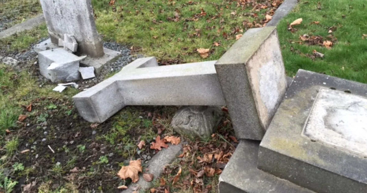 Monument Restoration Vale Cemetery